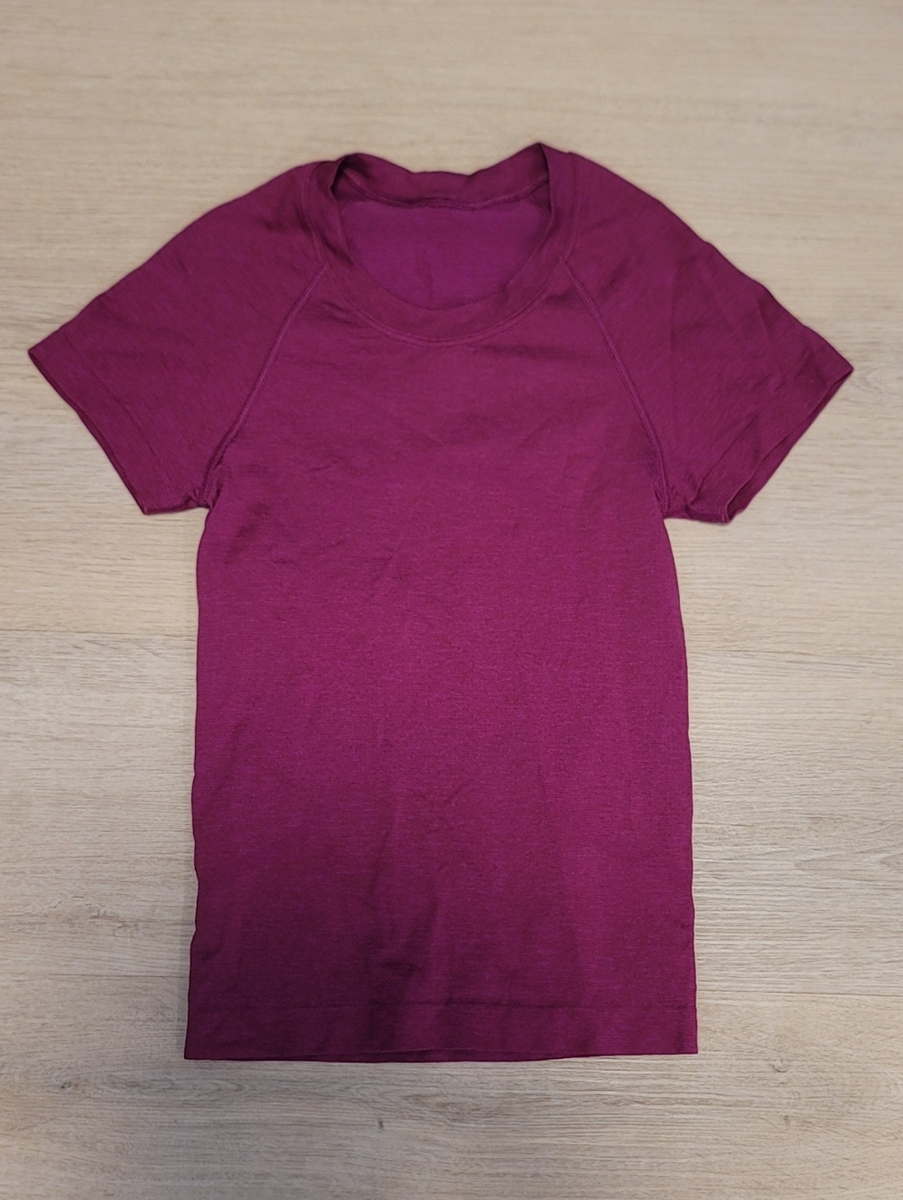 Lululemon Swiftly Tech Short Sleeve Shirt Size 0 Race Length Heathered Pink